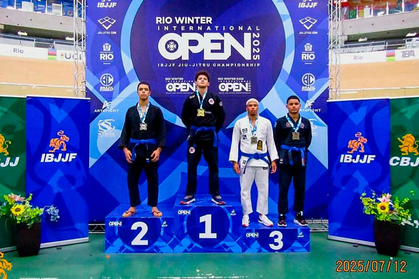 ATLETA JIU JITSU 1