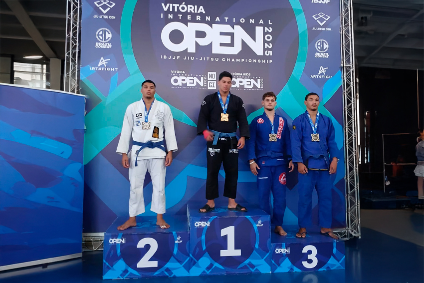 COMPETIDOR JIU JITSU 02