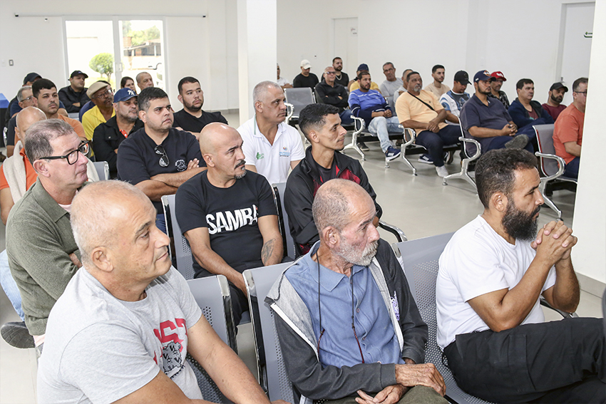 CORPO REUNIÃO COM MOTORISTAS DA SAÚDE 01
