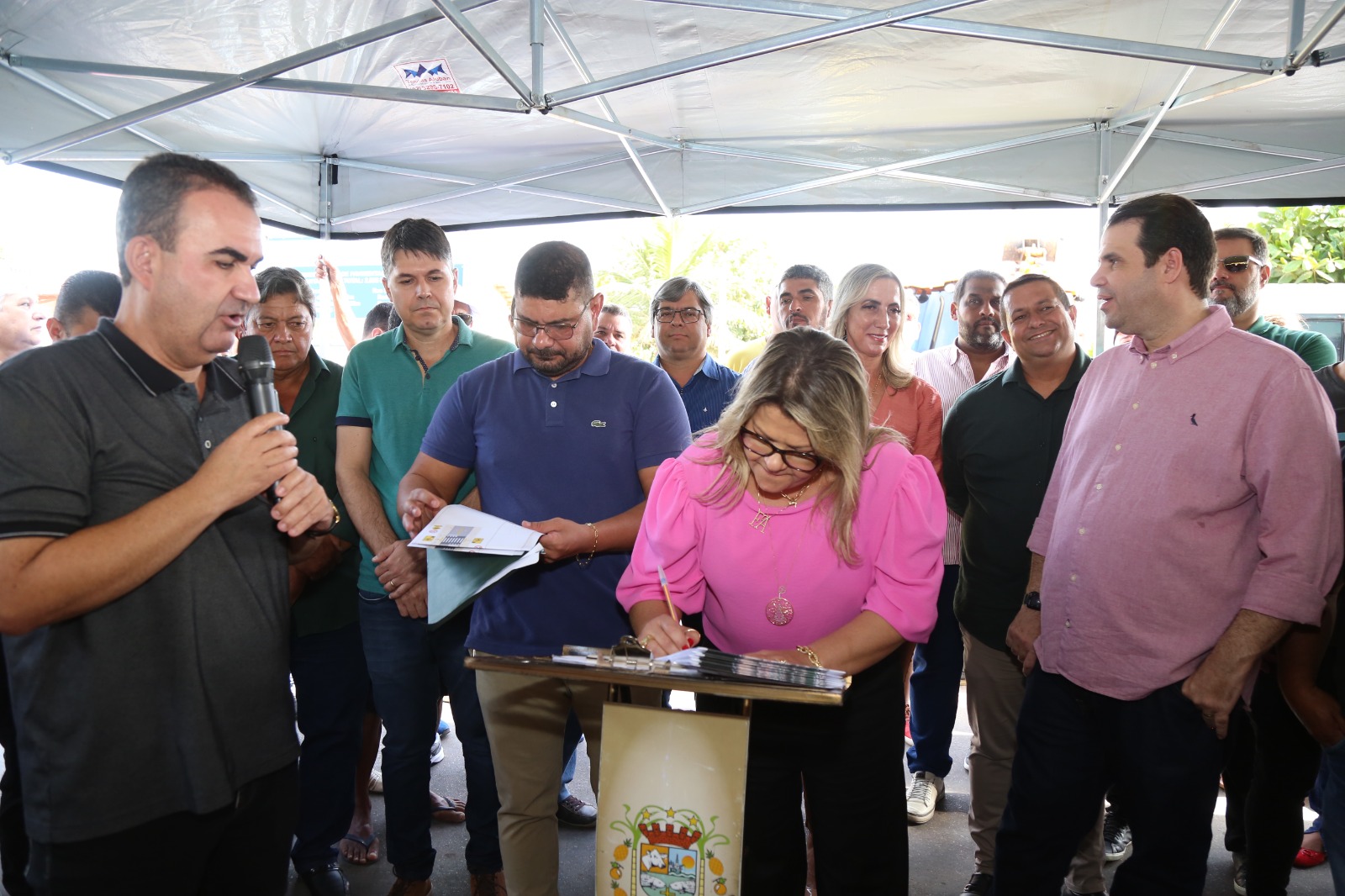 Santa Clara prefeita inaugura pavimentações e inicia mais R 35 milhões em investimentos ASCOM SFI Wagner Fraga 5