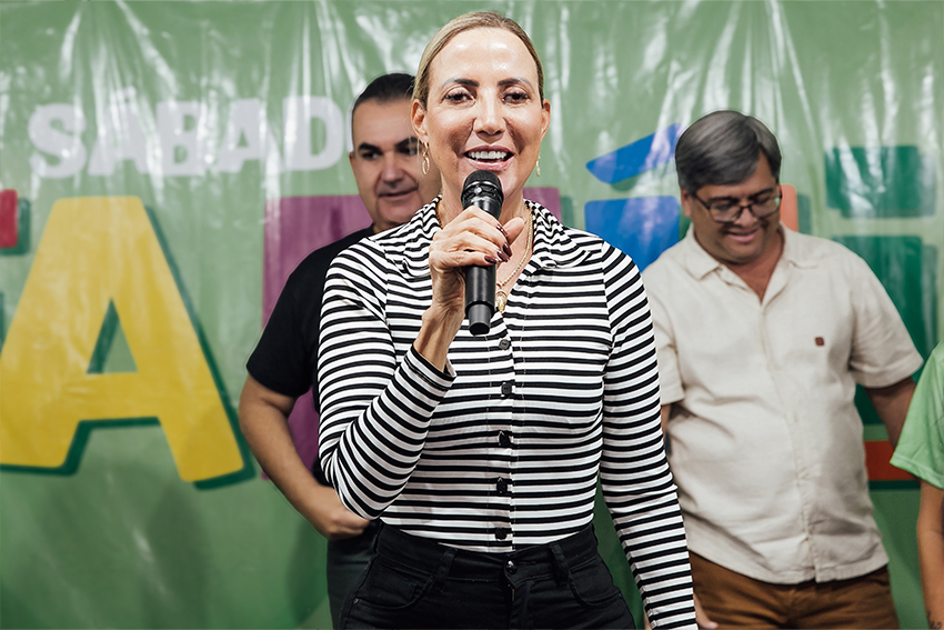 YARA SÁBADO DA FAMÍLIA PRAÇA