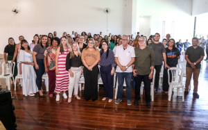 Prefeita participa de café da manhã em homenagem ao Dia do Pedagogo